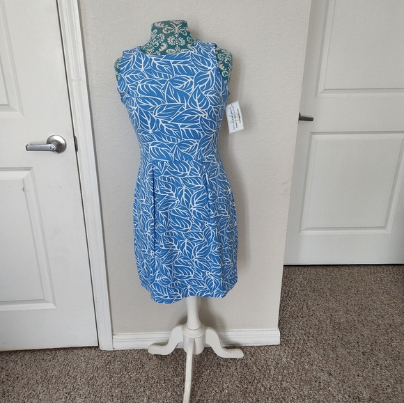 MAHI GOLD Dresses & Skirts - Blue Leaf Print Sleeveless Dress